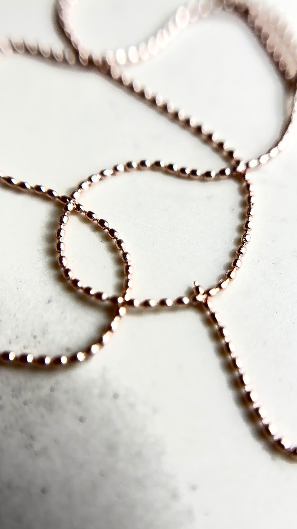 ORNEMENT — CHAÎNETTE ROSE GOLD — 30 CM