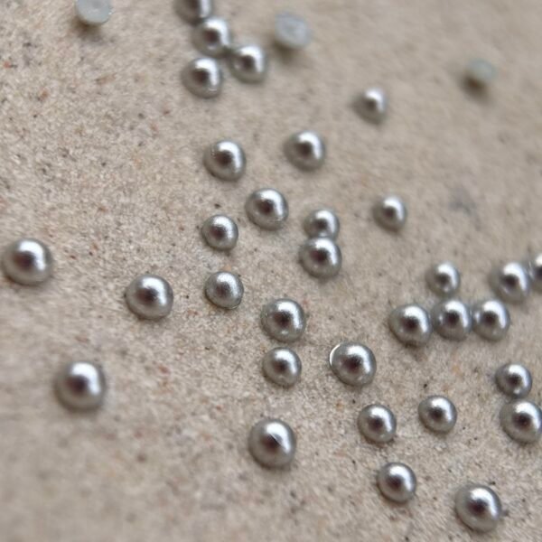 Demi Perle - Chrome
